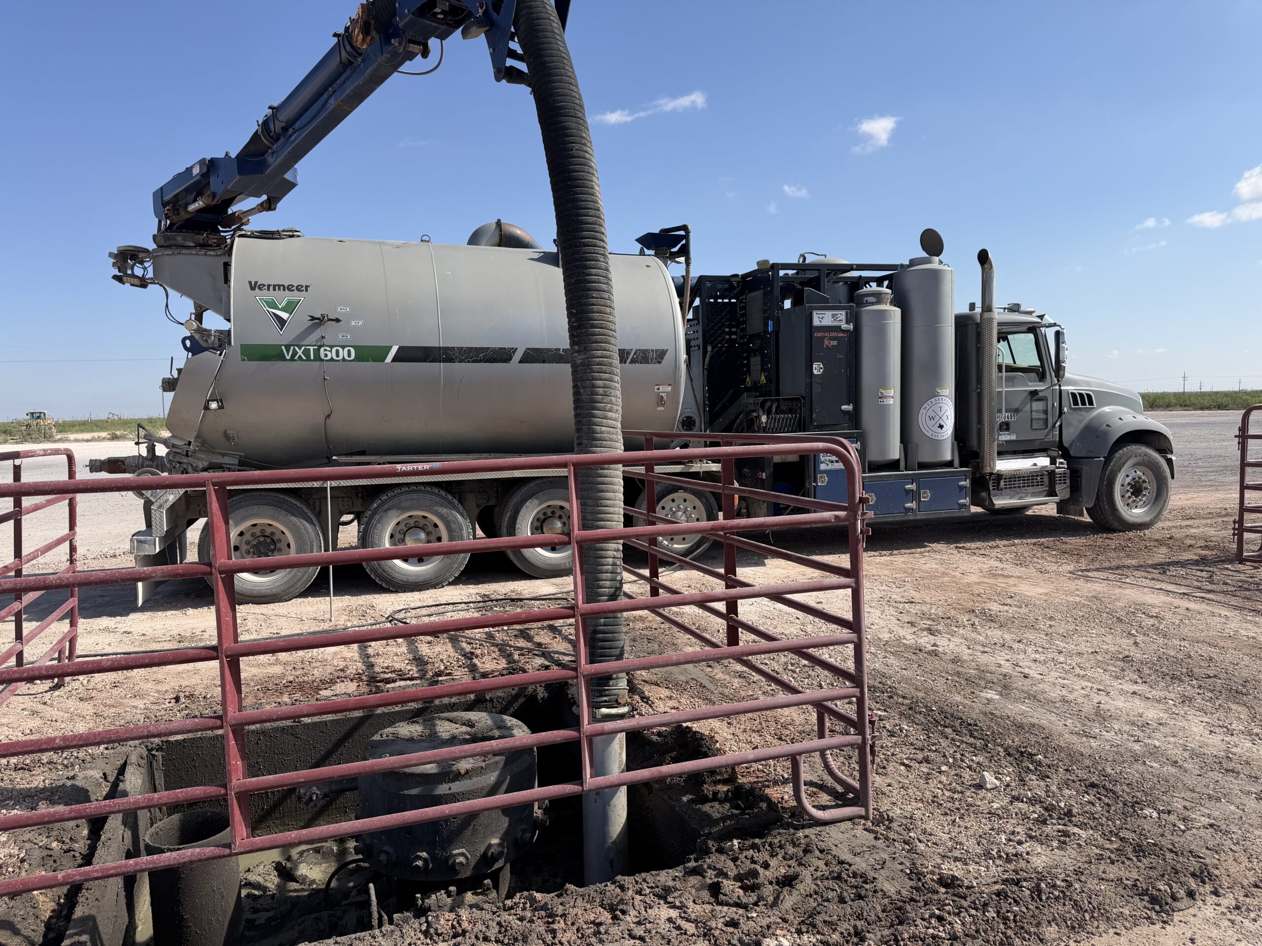 WTX Vermeer VXT600 hydrovac truck working a Permian job site