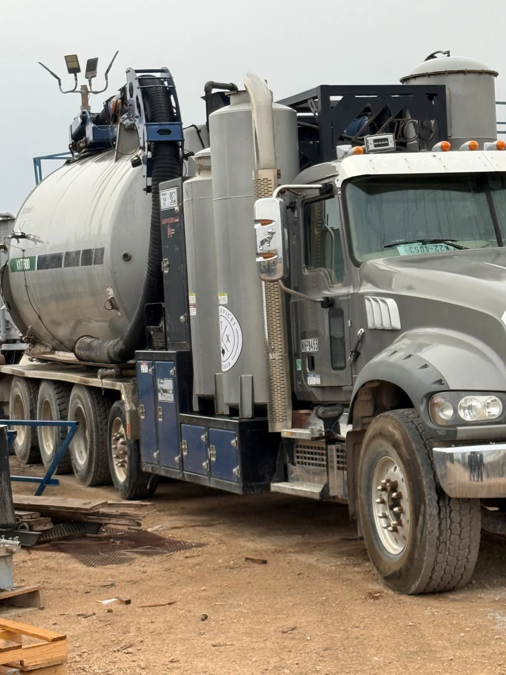 WTX hydrovac truck at the Midland yard